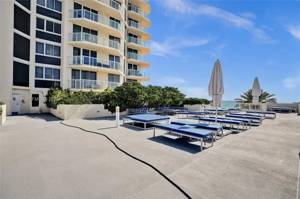 7330 Ocean Ter #8-C, Miami Beach, FL 33141