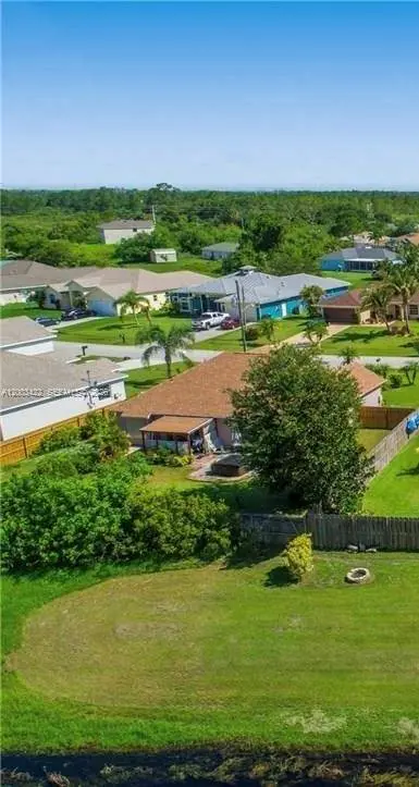 6030 NW Wolverine Rd, Port St. Lucie, FL 34986