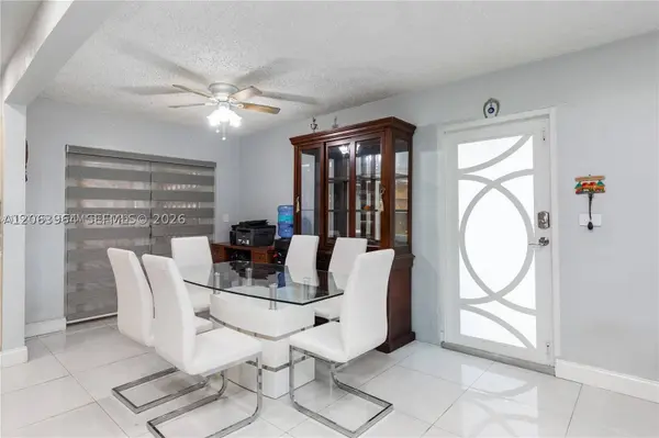 1211 NW 179th St, Miami Gardens, FL 33169