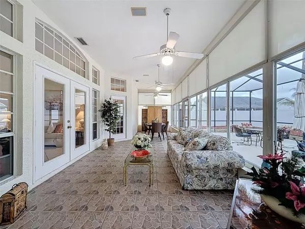 8704 CYPRESS LAKES BLVD, New Port Richey, FL 34653