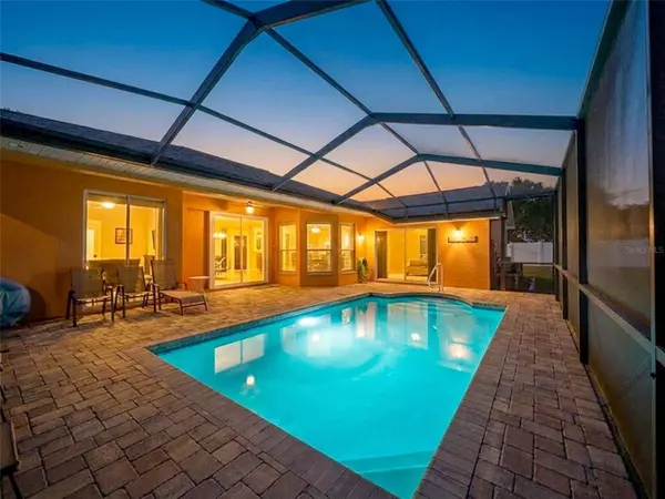 5420 FERN DR, Weeki Wachee, FL 34607