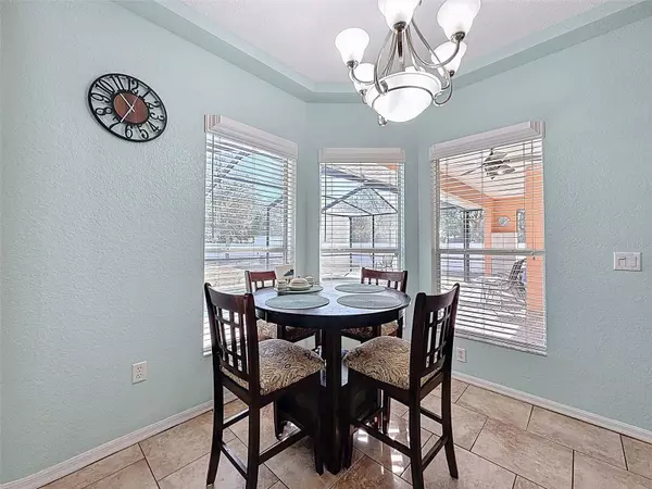 5420 FERN DR, Weeki Wachee, FL 34607