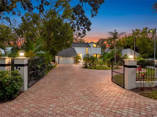 7214 N OLA AVE, Tampa, FL 33604