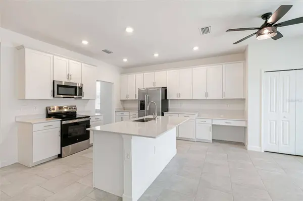 17777 SADDLEBACK LOOP, North Fort Myers, FL 33917