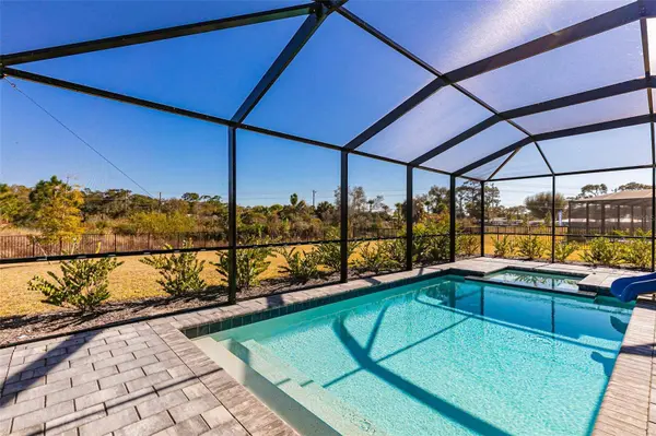 17777 SADDLEBACK LOOP, North Fort Myers, FL 33917