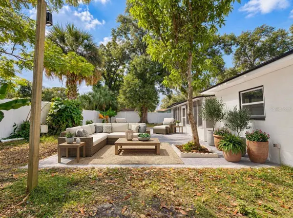 1112 W HIAWATHA ST, Tampa, FL 33604