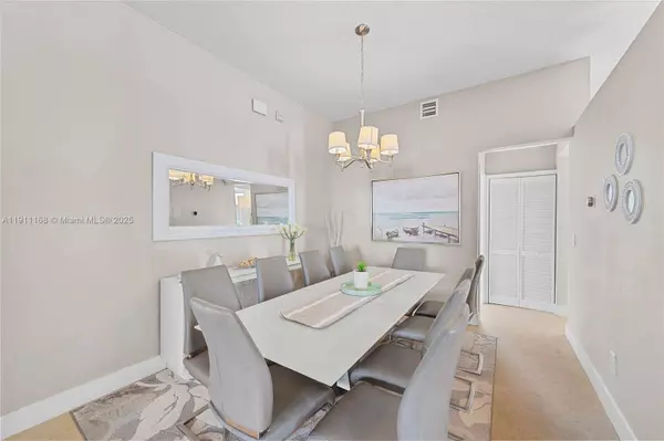 4940 SW 163rd Ave, Miramar, FL 33027