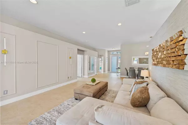 4940 SW 163rd Ave, Miramar, FL 33027