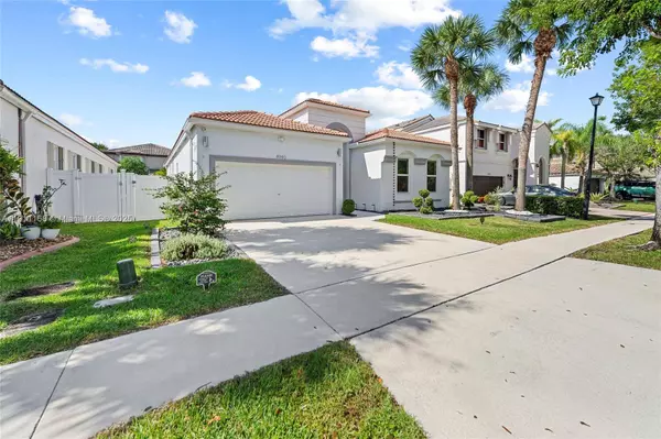 4940 SW 163rd Ave, Miramar, FL 33027
