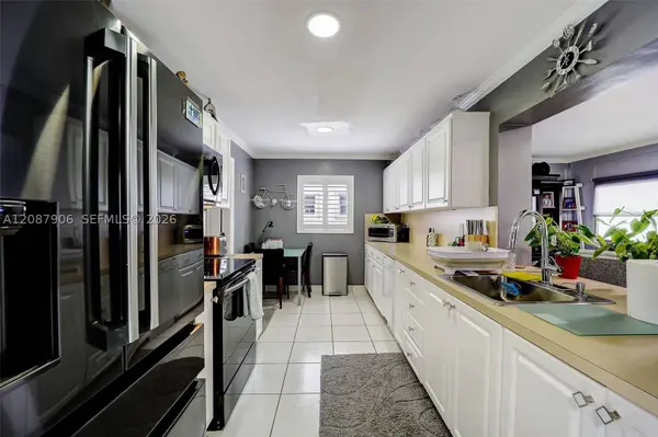 1651 NW 85th Ave, Plantation, FL 33322