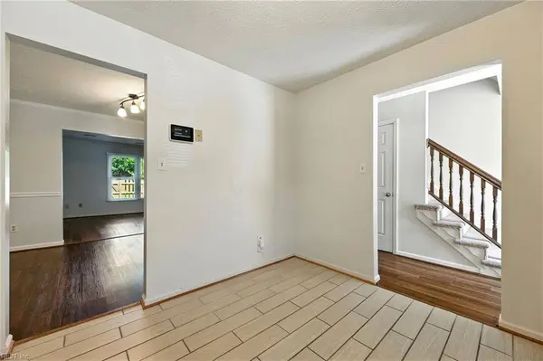 154 Loch CIR, Hampton, VA 23663