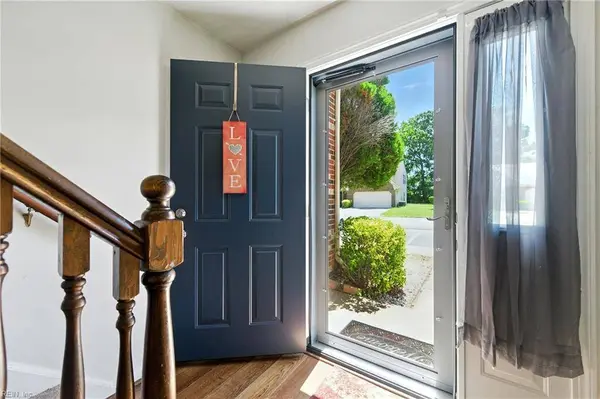 154 Loch CIR, Hampton, VA 23663