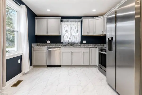 3400 Arlington PL, Portsmouth, VA 23707