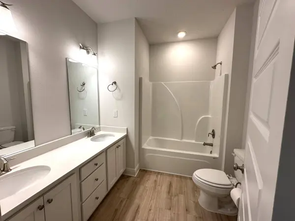 56 Secluded CIR, Freeport, FL 32439