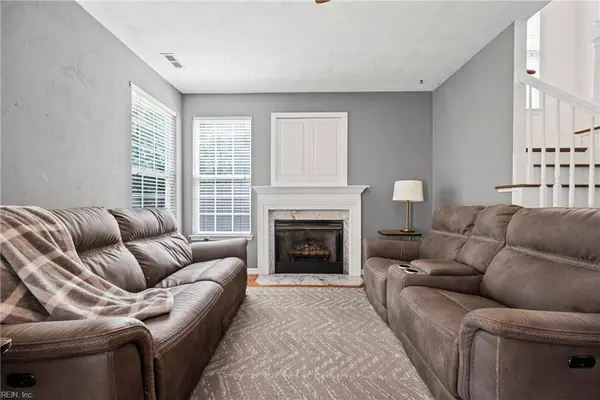 2431 Annie CIR, Chesapeake, VA 23323