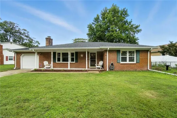 237 Stubbs DR, Chesapeake, VA 23323