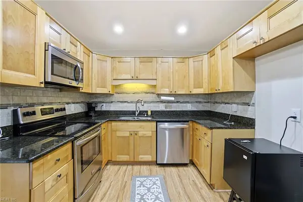 5329 River Edge RD, Norfolk, VA 23502