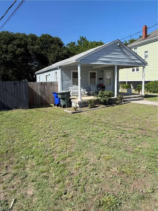 1114 Little Bay AVE, Norfolk, VA 23503