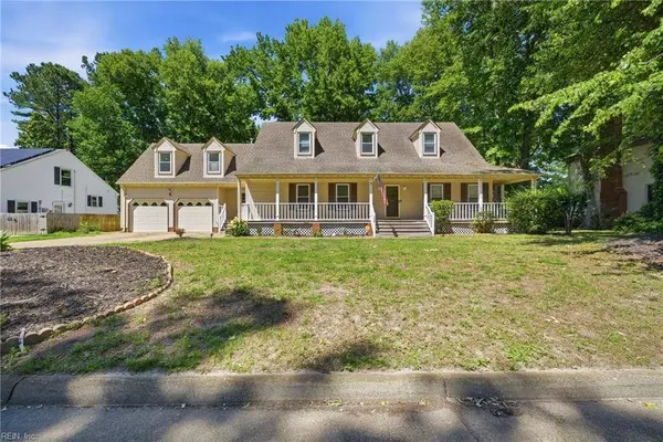 1113 Crystalwood CIR, Chesapeake, VA 23320