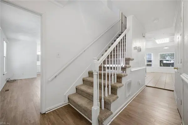 1113 Crystalwood CIR, Chesapeake, VA 23320
