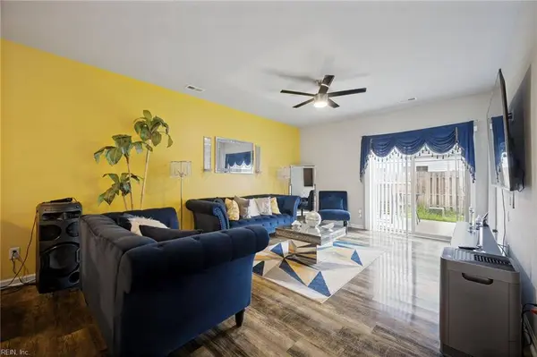 200 Seasons CIR Unit 704, Suffolk, VA 23434