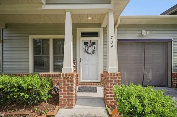 200 Seasons CIR Unit 704, Suffolk, VA 23434