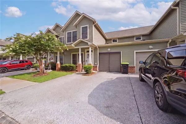 200 Seasons CIR Unit 704, Suffolk, VA 23434