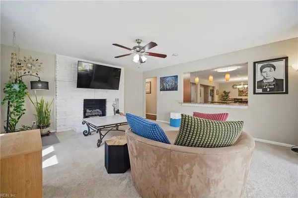 2305 Spindrift RD, Virginia Beach, VA 23451
