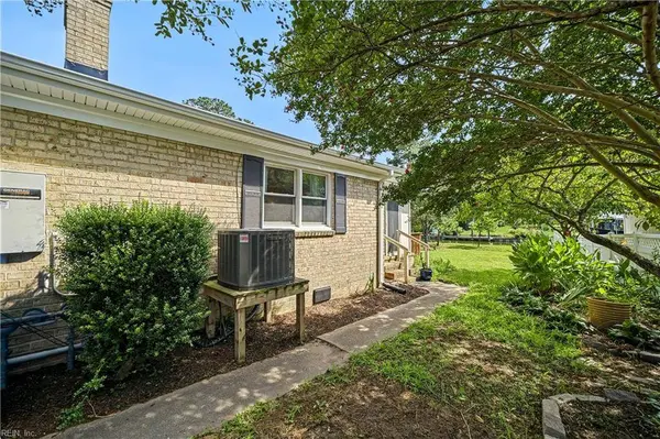 2305 Spindrift RD, Virginia Beach, VA 23451