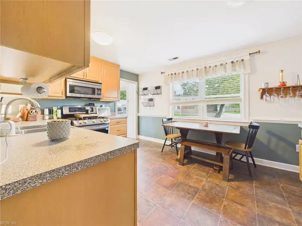 669 Raff CT, Virginia Beach, VA 23462