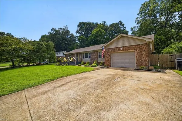 5729 Hamlet RD, Virginia Beach, VA 23462