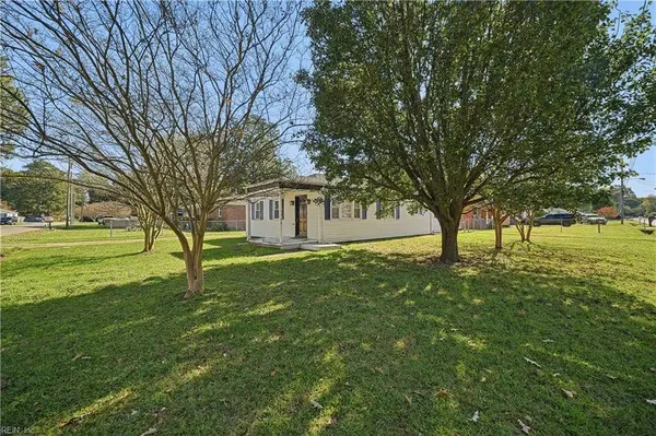 1500 Elder AVE, Chesapeake, VA 23325