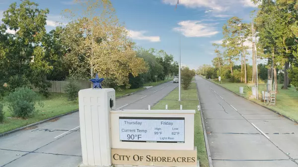 0 E Country Club DR, Shoreacres, TX 77571