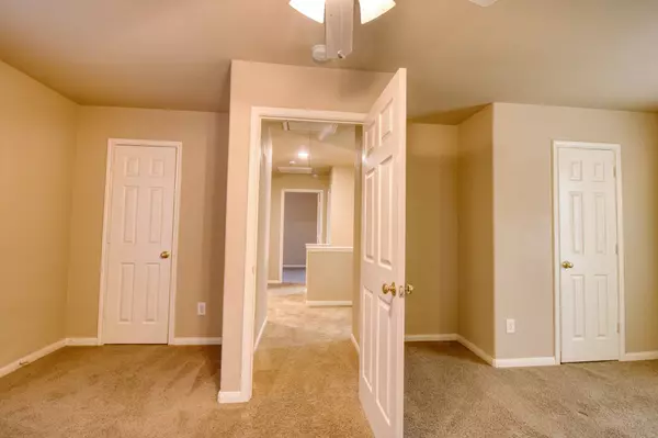 1622 Dove RUN, Brookshire, TX 77423