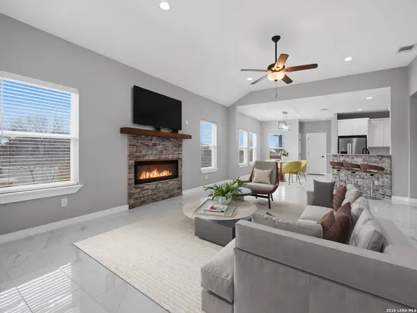 11319 Par One, San Antonio, TX 78221