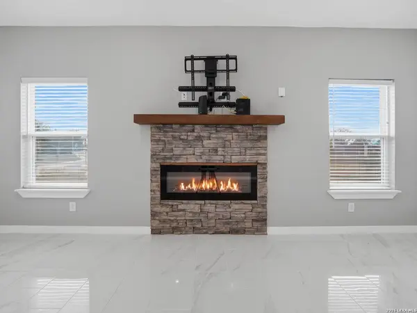 11319 Par One, San Antonio, TX 78221