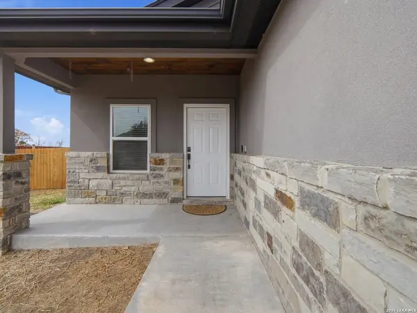 11319 Par One, San Antonio, TX 78221