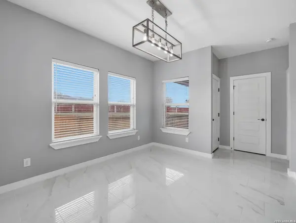 11319 Par One, San Antonio, TX 78221