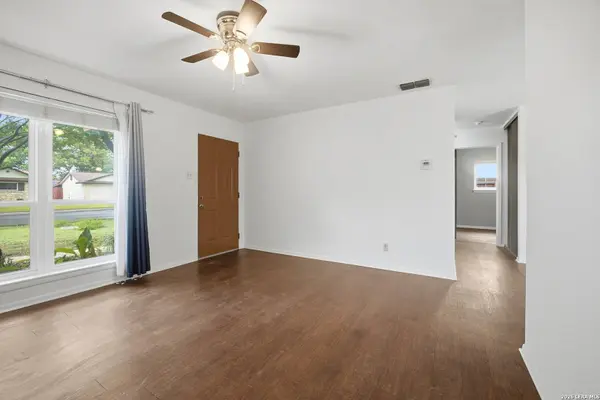 624 Pecan, Schertz, TX 78154