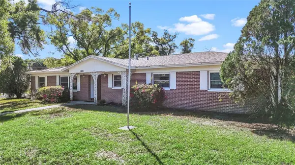 1601 LARK LN, Brandon, FL 33510