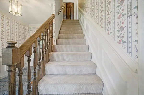 4833 Admiration DR, Virginia Beach, VA 23464