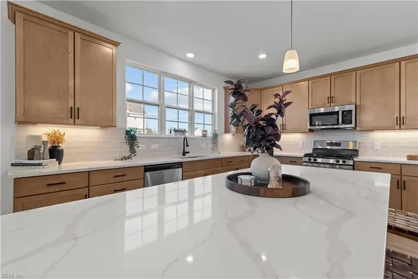421 Middleton WAY, Chesapeake, VA 23322