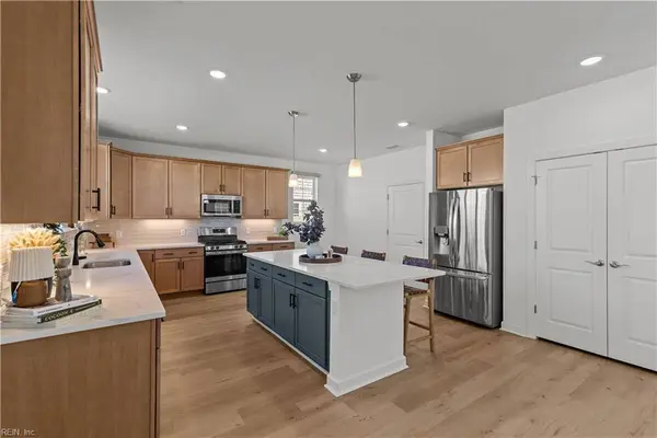 421 Middleton WAY, Chesapeake, VA 23322