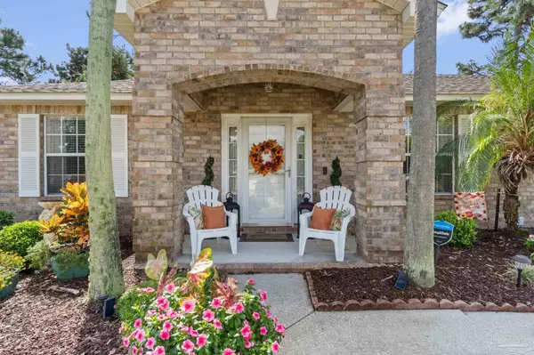 6459 Garden Dr, Gulf Breeze, FL 32563