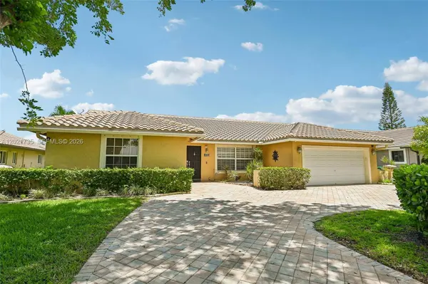 483 NW 107th Ave, Coral Springs, FL 33071