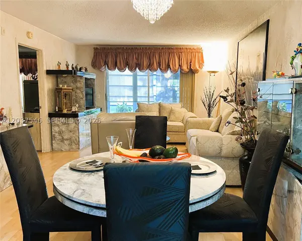1300 SW 130th Ave #101F, Pembroke Pines, FL 33027