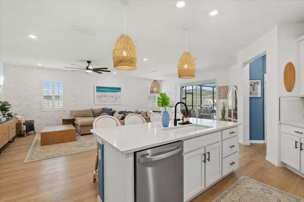 3443 74TH AVENUE CIR E, Sarasota, FL 34243