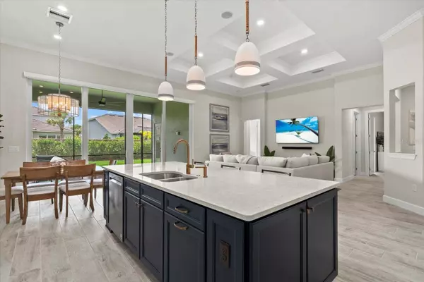 12139 CRANSTON WAY, Bradenton, FL 34211