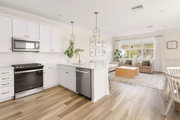 12017 CRANSTON WAY, Bradenton, FL 34211