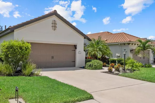 12652 COASTAL BREEZE WAY, Bradenton, FL 34211